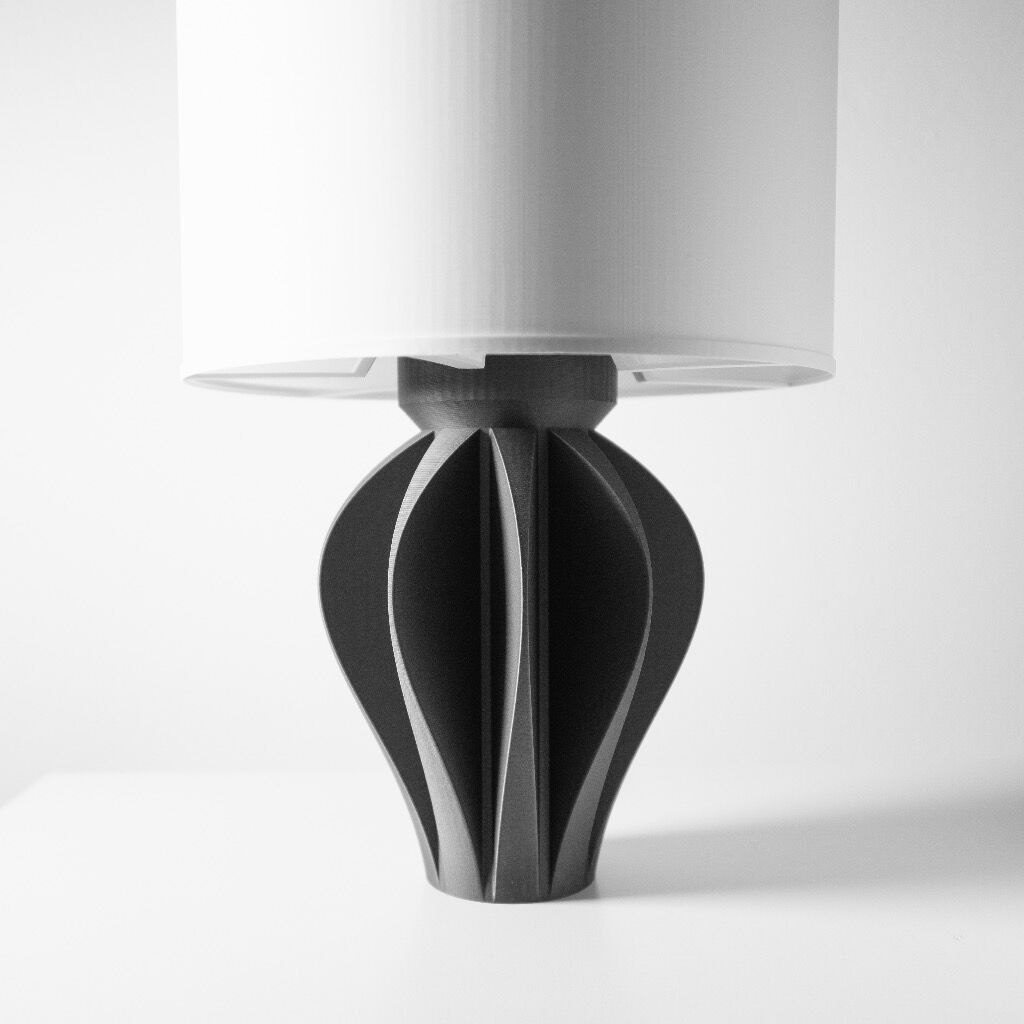 The Akani Lamp