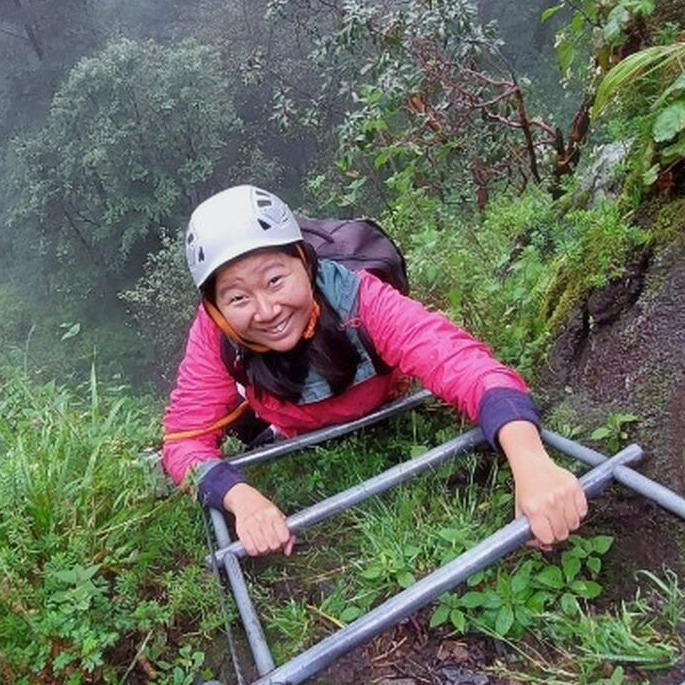 Book Hike on expedia