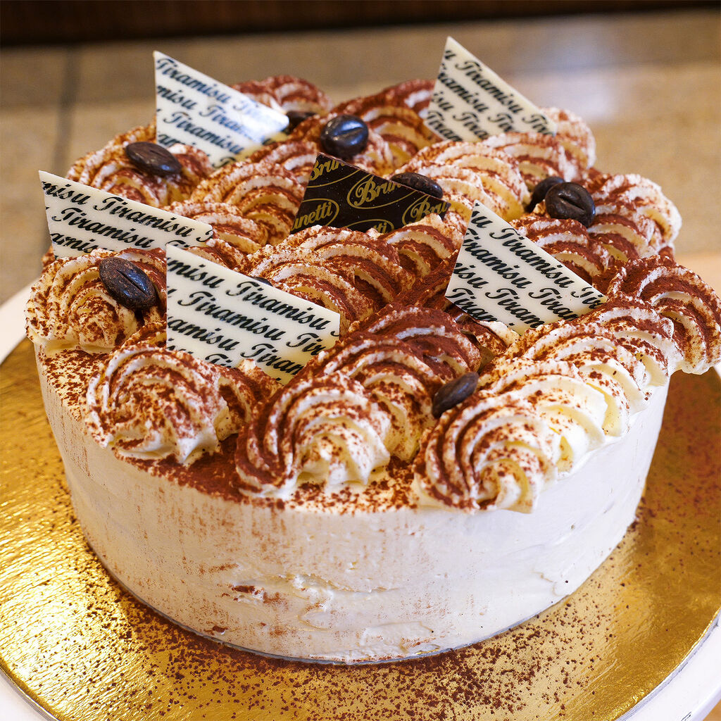 Tiramis&ugrave; Cake