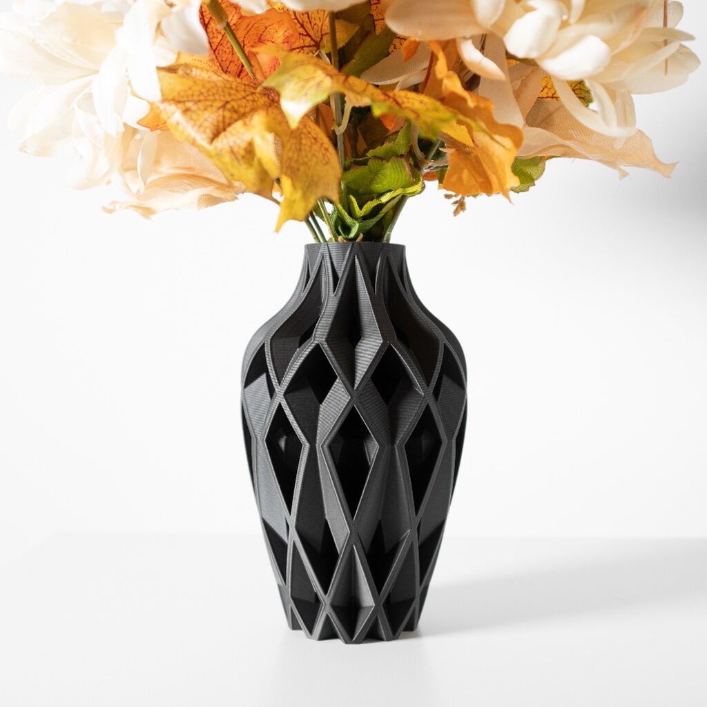 The Yano Vase