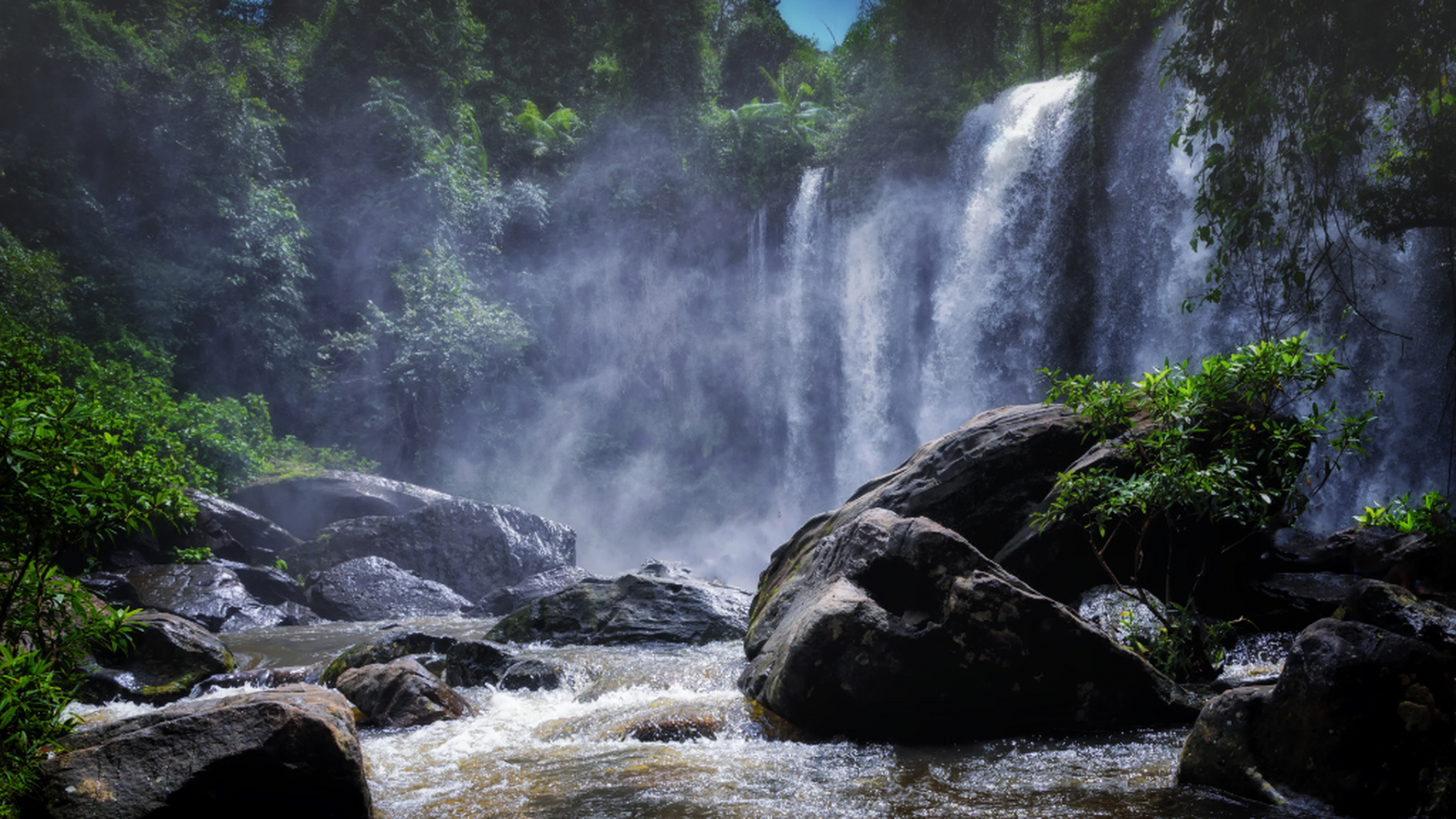 Kulen Mountain Plus Banteay Srey Temple