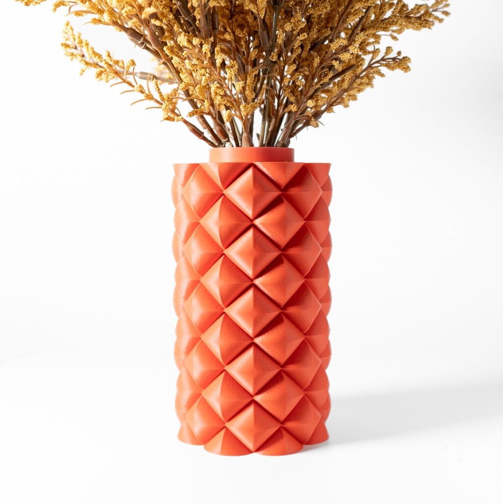 The Kani Vase
