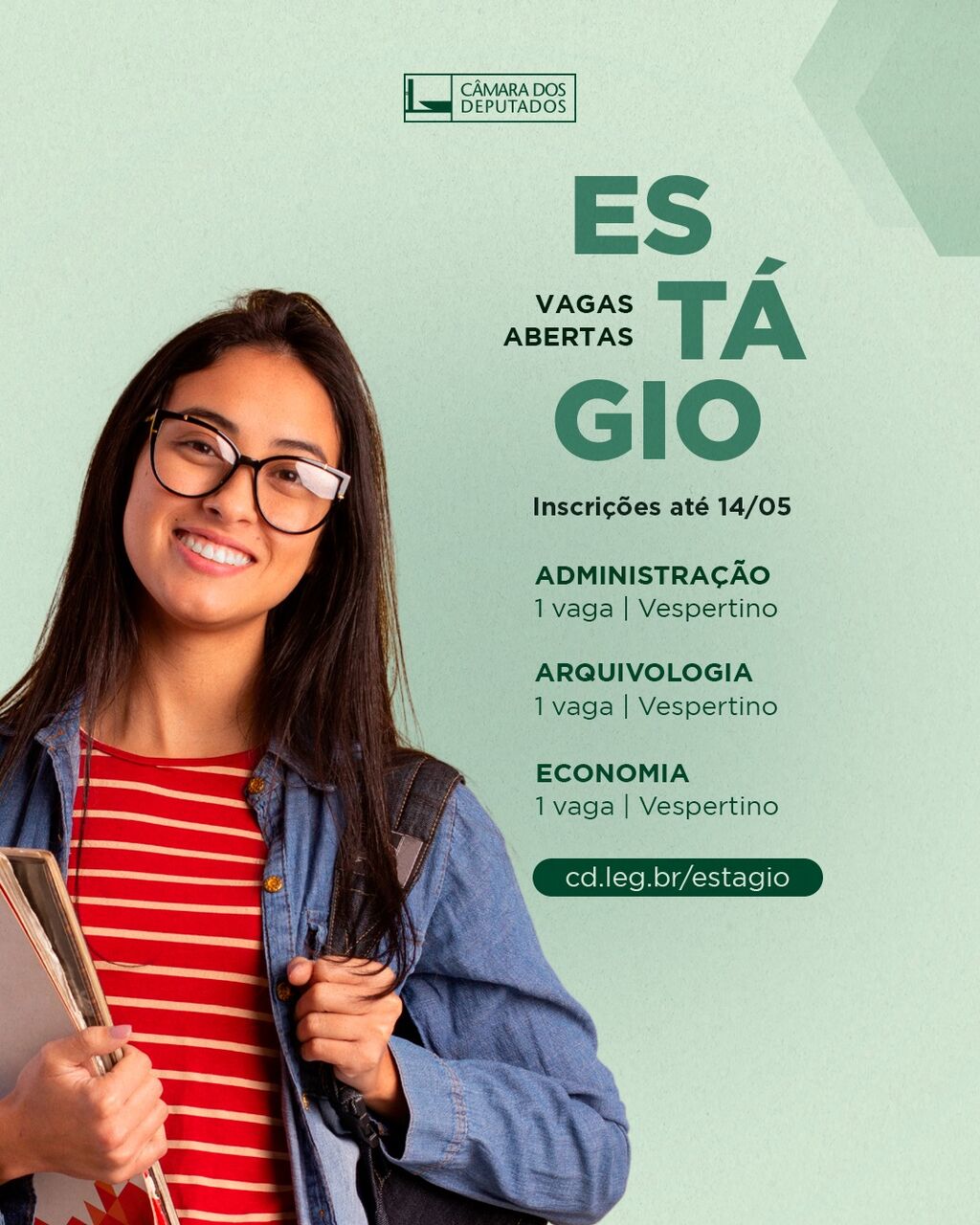 Est&aacute;gio Universit&aacute;rio