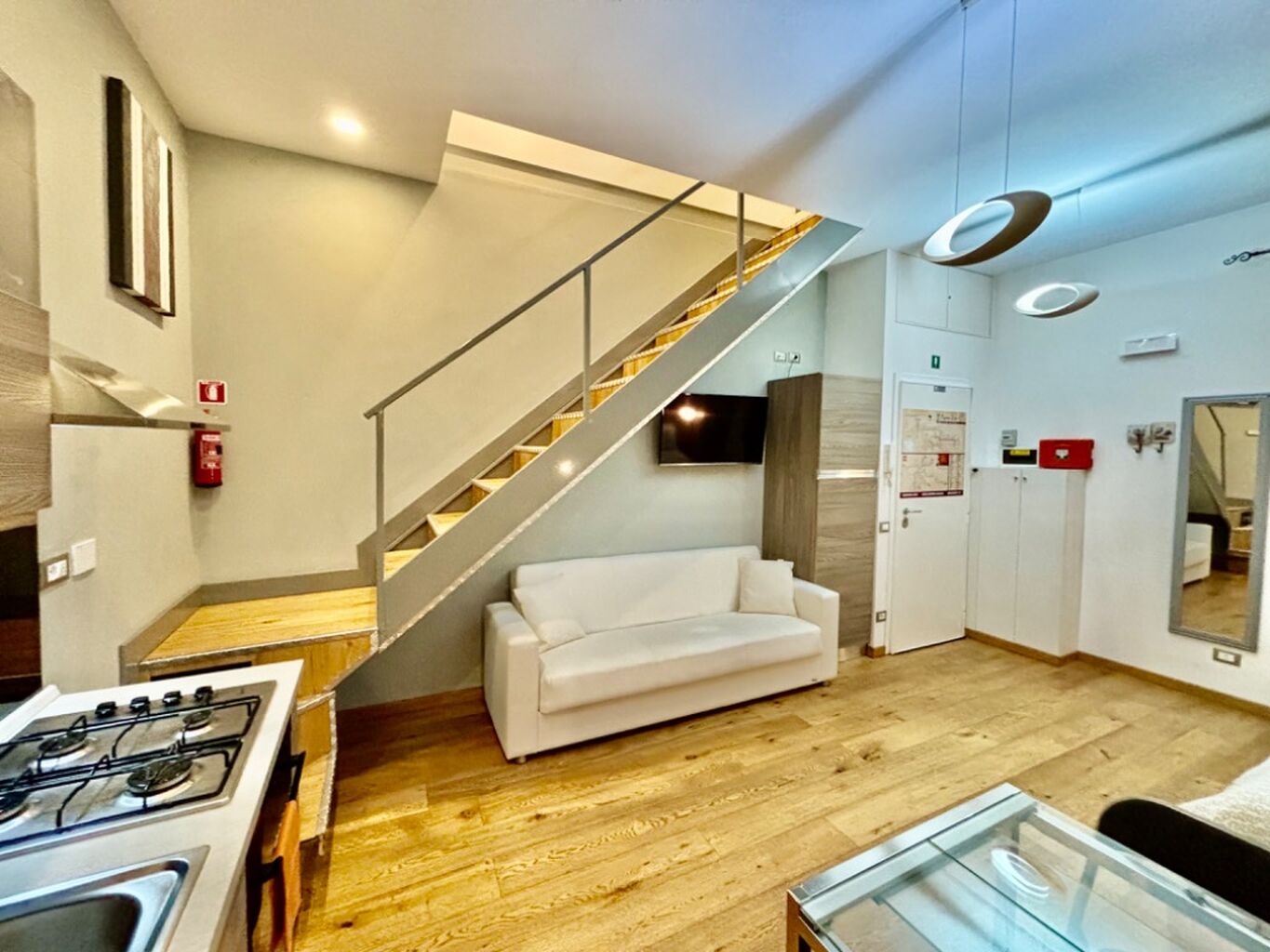 Eyes in the Sky House [10] 👀