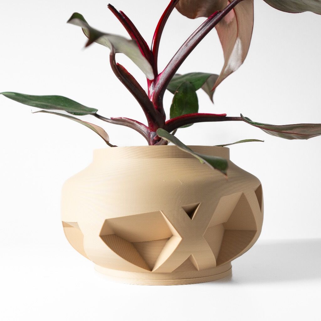 The Nomio Planter Pot