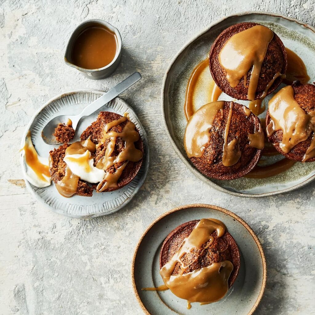 Sticky Date Puddings with Caramel