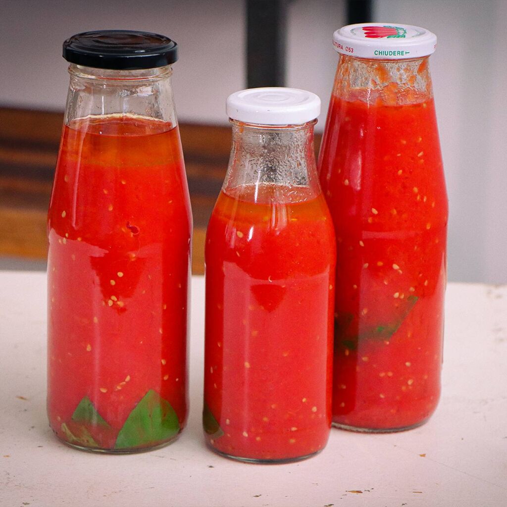 Tomato Passata at Home