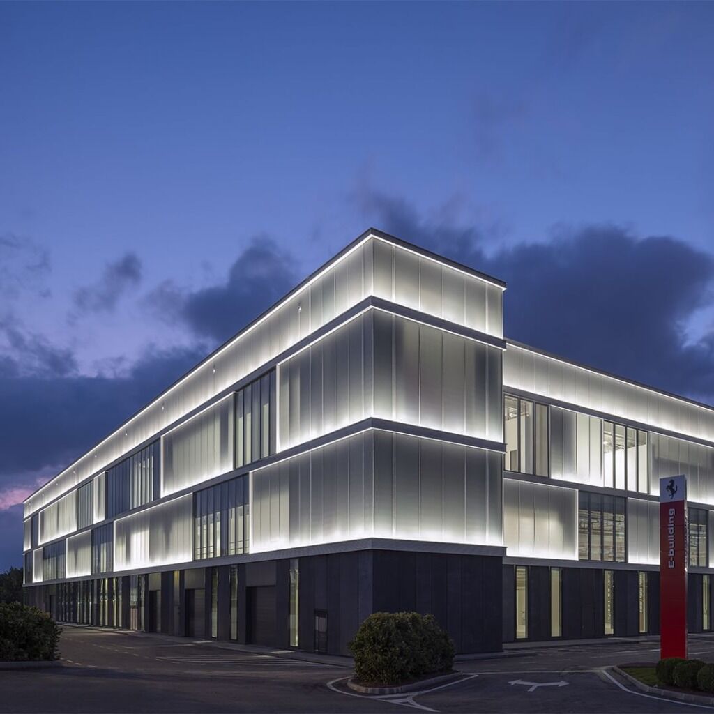 FERRARI E-BUILDING