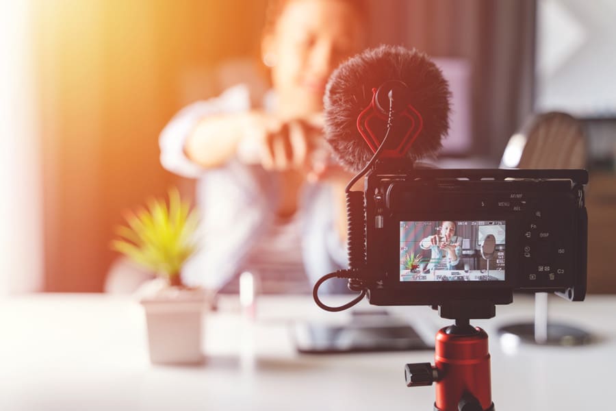 2024 B2B Influencer Marketing
