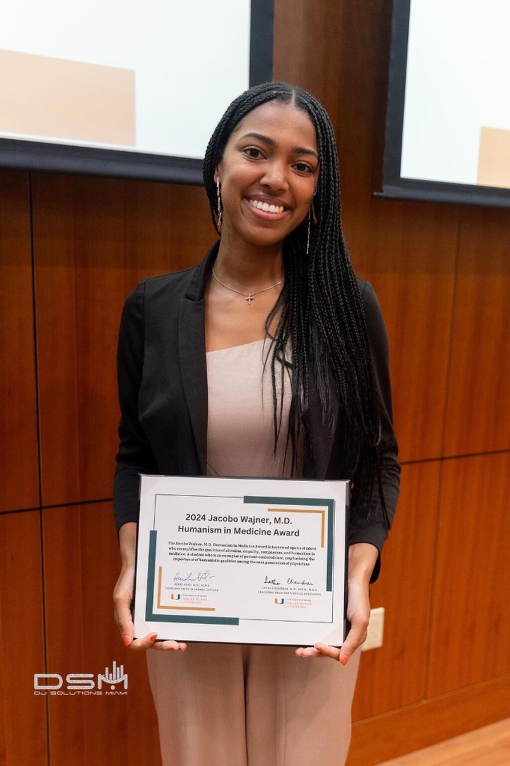 Humanism in Medicine Award Honors First Recipient