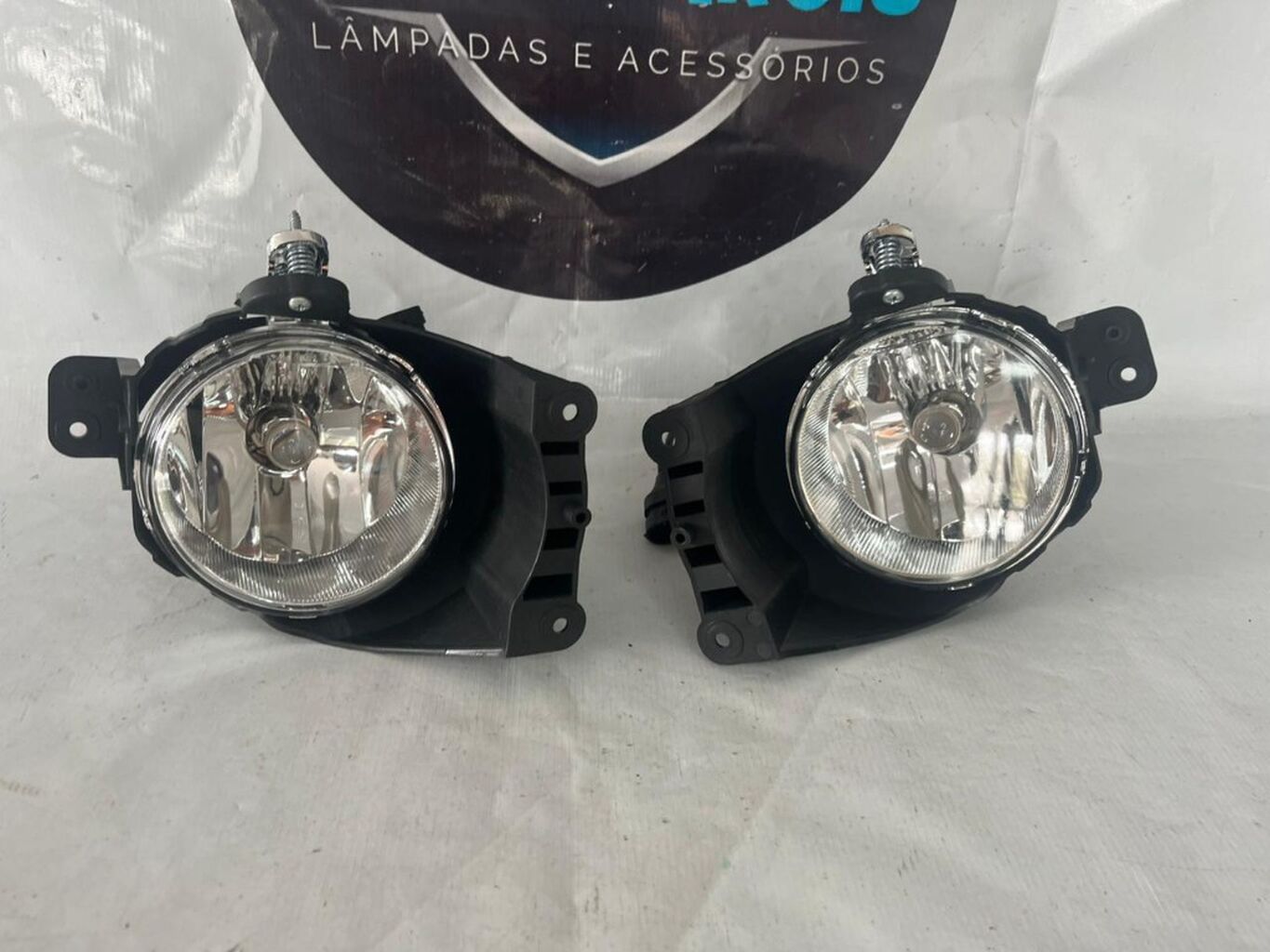 FAROL MILHAS PROJETOR ONIX PRISMA SPIN R$:429,00