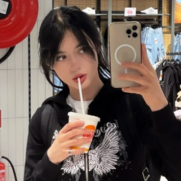 emmeline_sky Lnk.Bio · link in bio