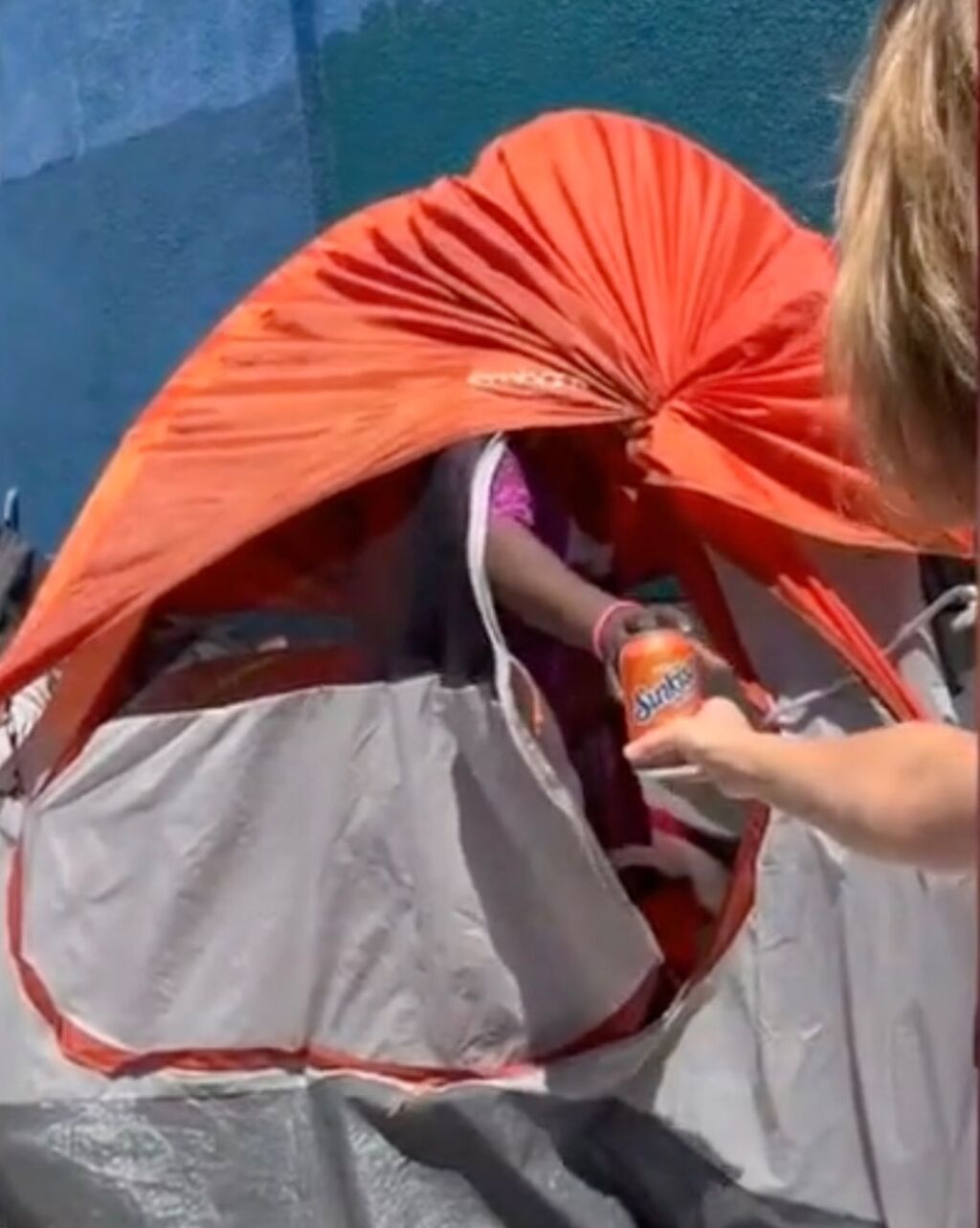 LAHSA helps pregnant woman in noho