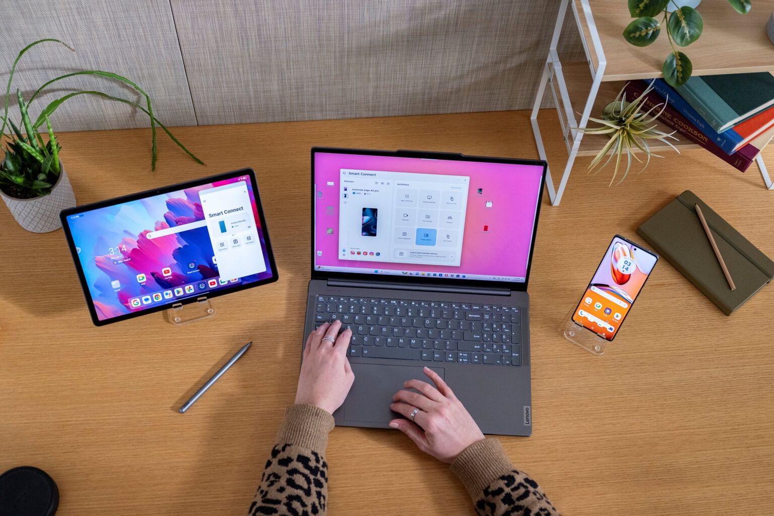 Lenovo and Motorola Unveil Smart Connect, A Seamless Multi-Device Experience - Lenovo StoryHub