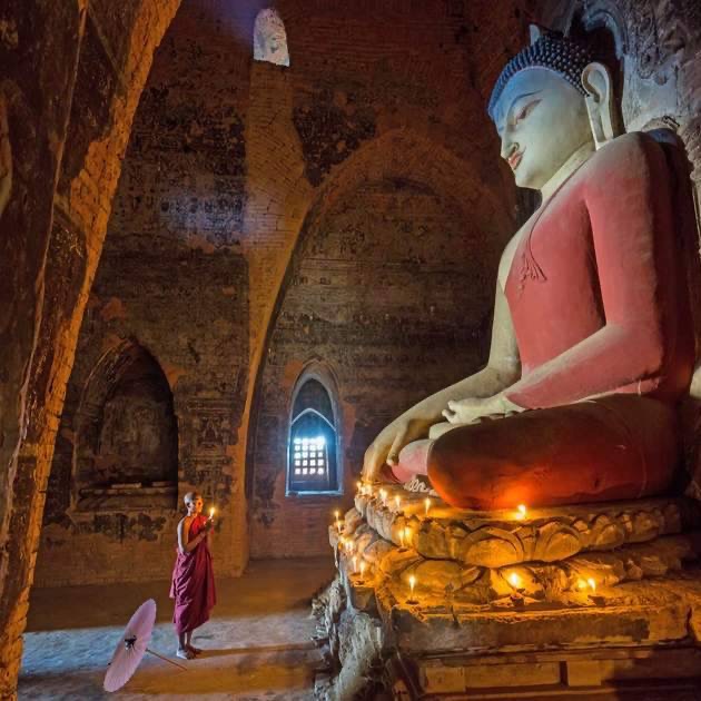 Half Day Explore in Bagan by car