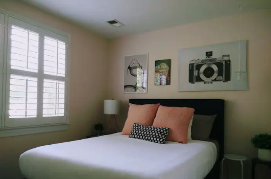 🛌 Room Rental: Slice of Old Town at Alexandria, VA (via Airbnb)