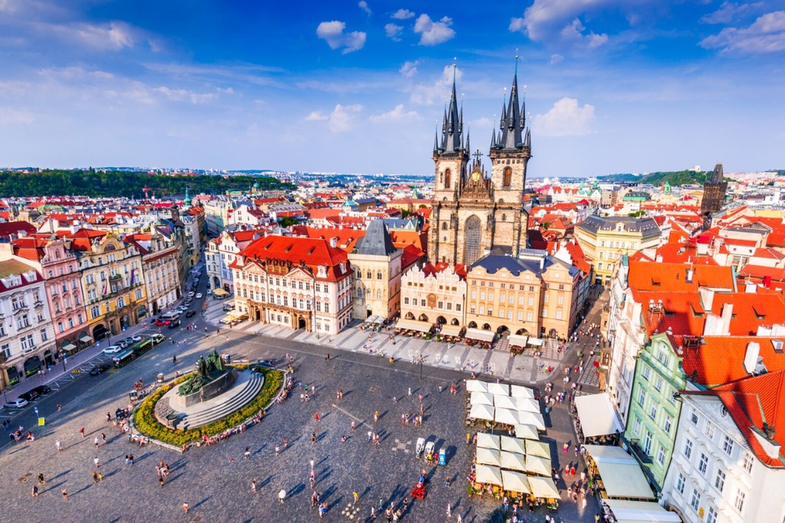 Uncover Prague's Old Town: Historic and Enchanting Charm