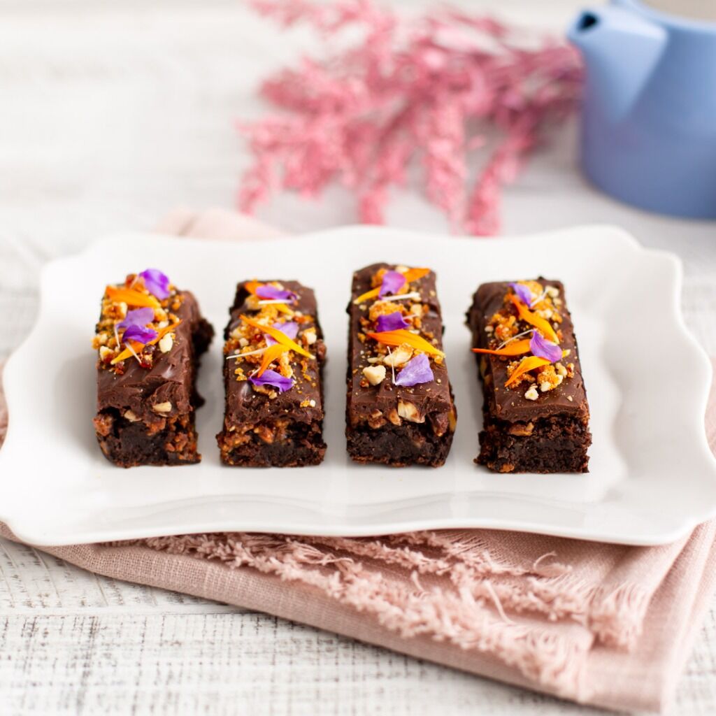 Chocolate Almond Praline Brownies