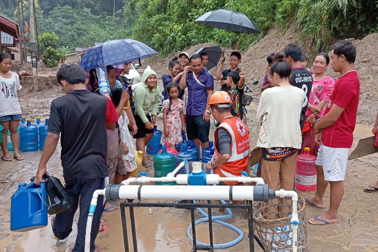 🤝 [Floods and Landslides in Lao People's Democratic Republic] Singapore Red Cross Supports Immediate Relief Efforts