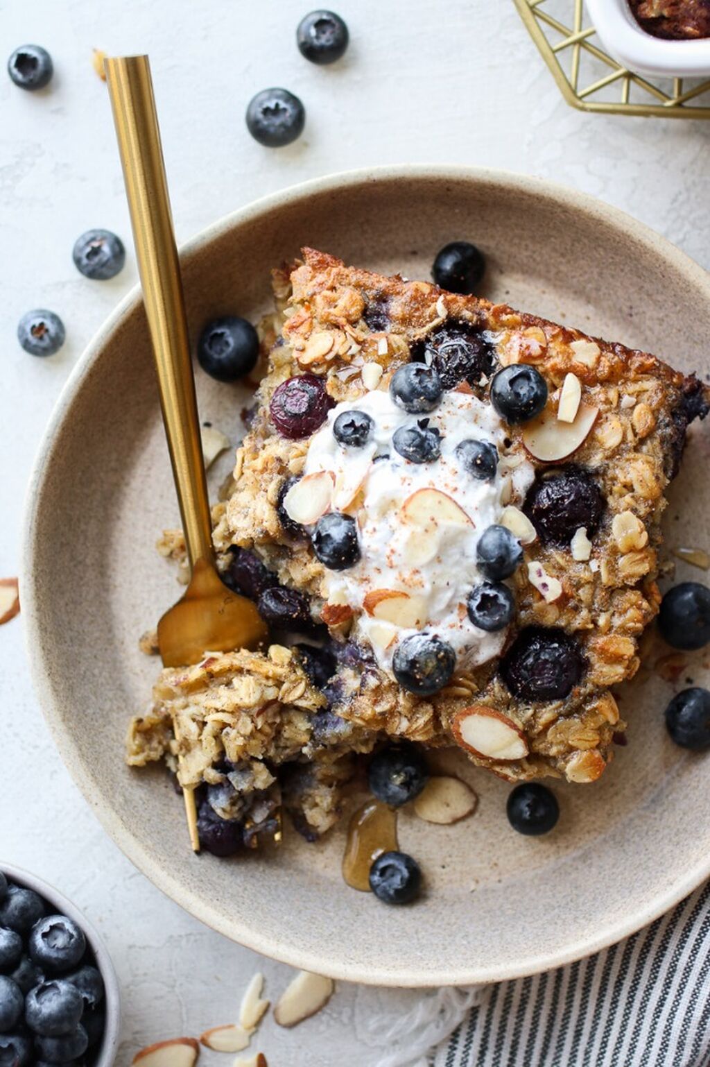 Healthy Blueberry Baked Oatmeal