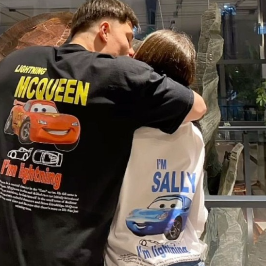 CAMISETA CASAL MCQUEEN E SALY 🏎️🚙