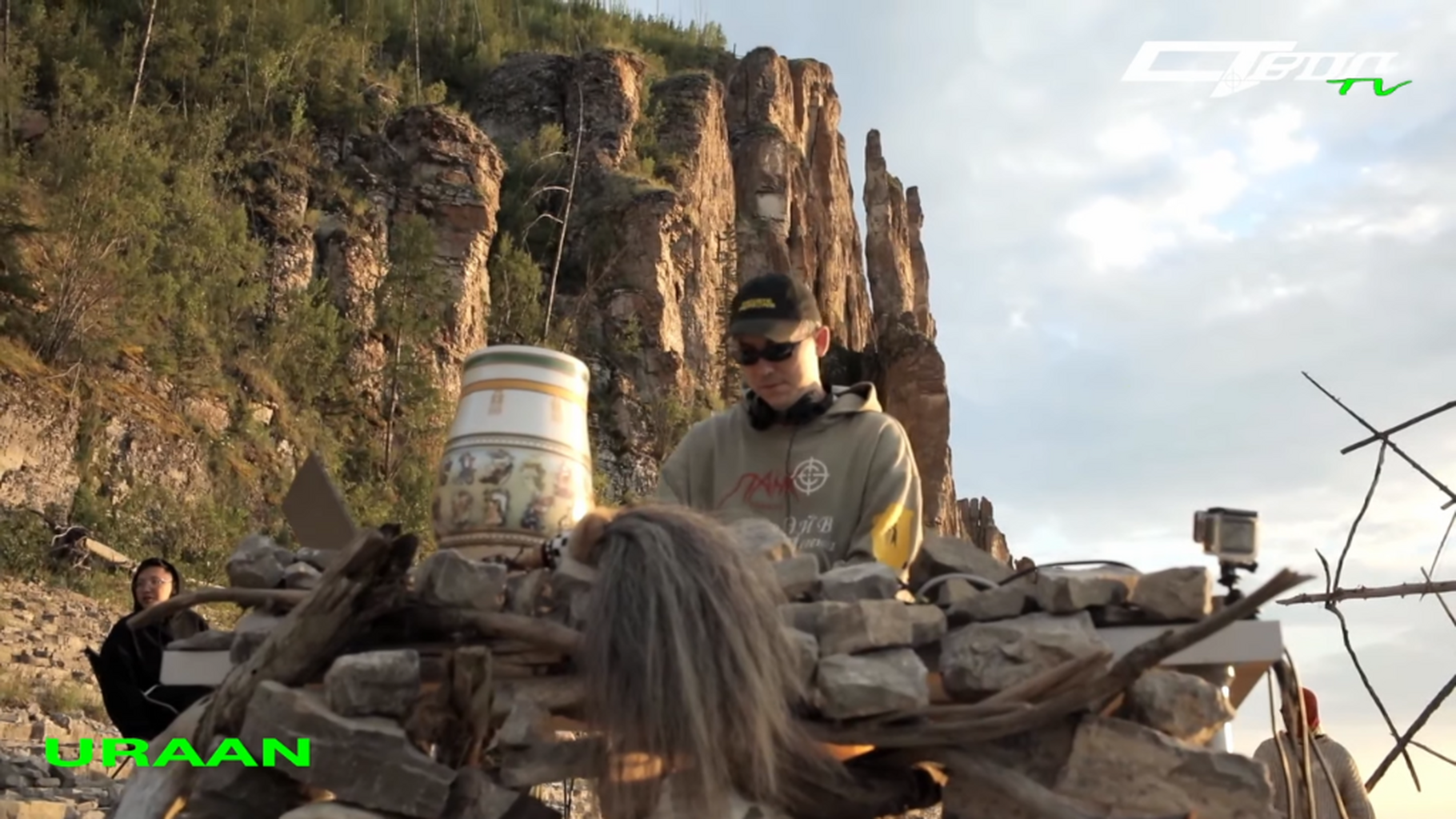 STVOL.TV : LENA PILLARS