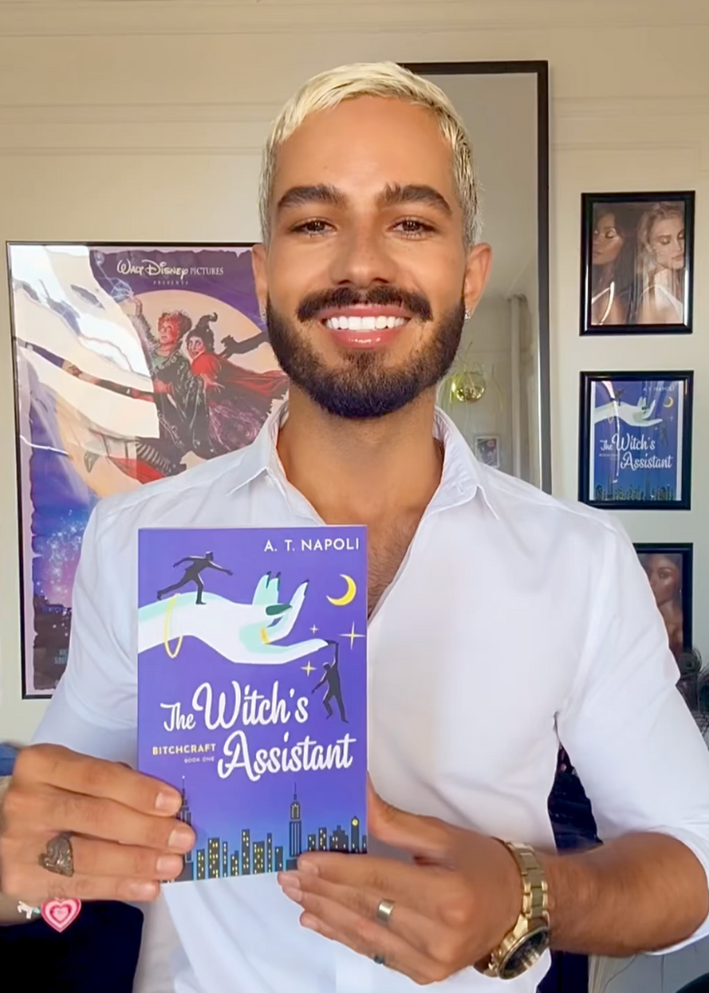 The Witch's Assistant: A Supernatural Romantic Comedy
