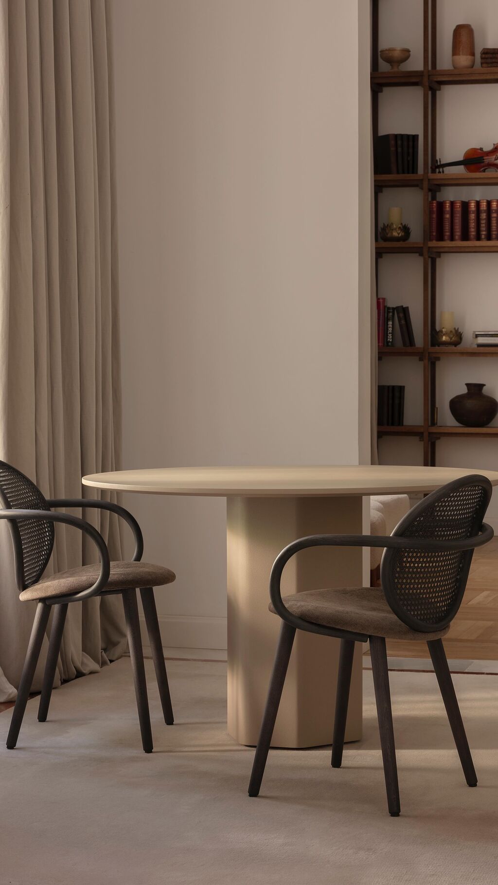 Talo indoor tables