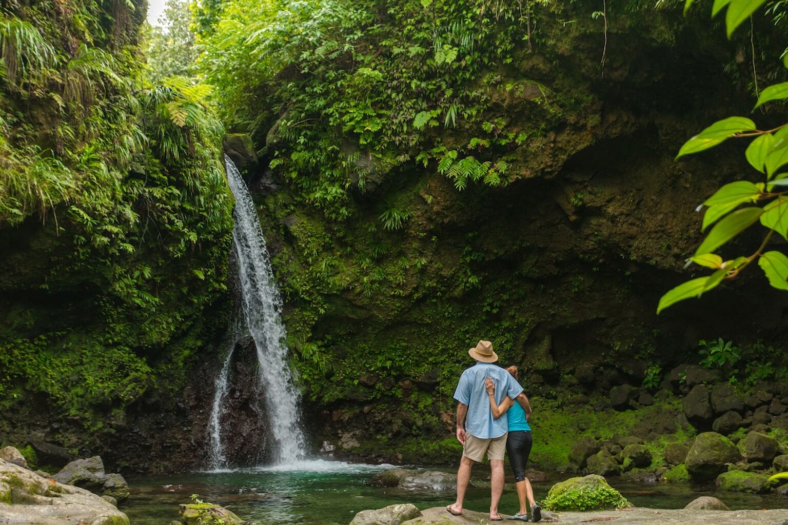 United Airlines Launches Non-Stop Flights from Newark to Dominica &ndash; Secret Bay