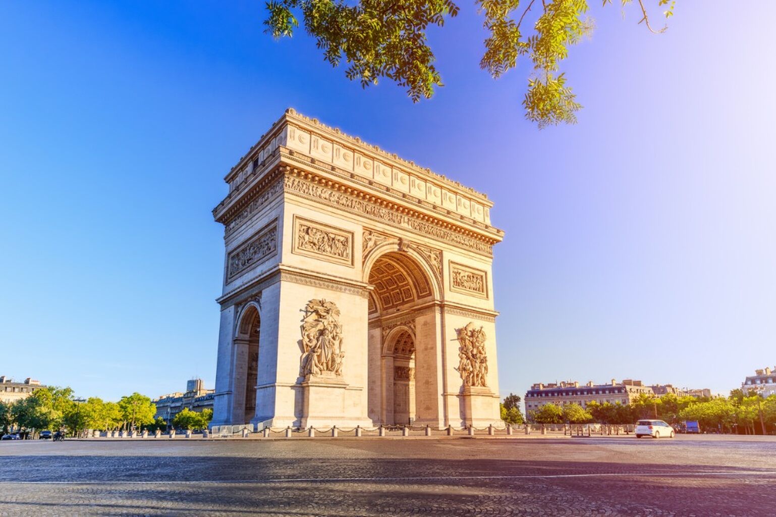 Experience The Life of Parisian Chinese Day Tour in Paris