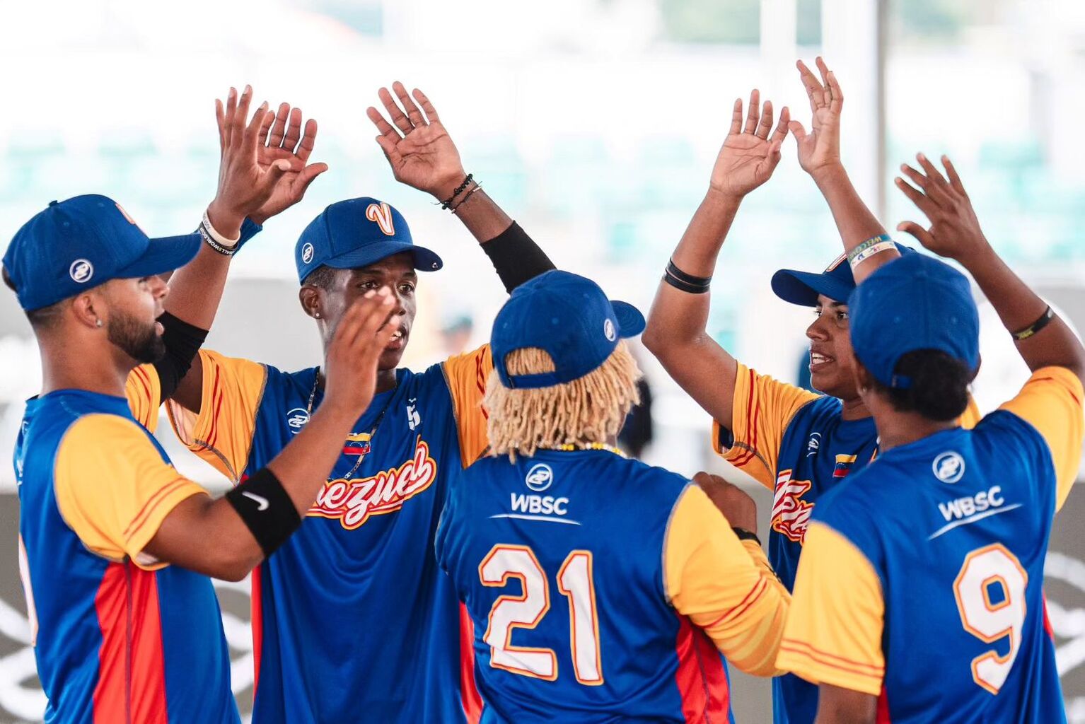 Venezuela vapule&oacute; a Lituania y asegur&oacute; su clasificaci&oacute;n en mundial de B&eacute;isbol 5