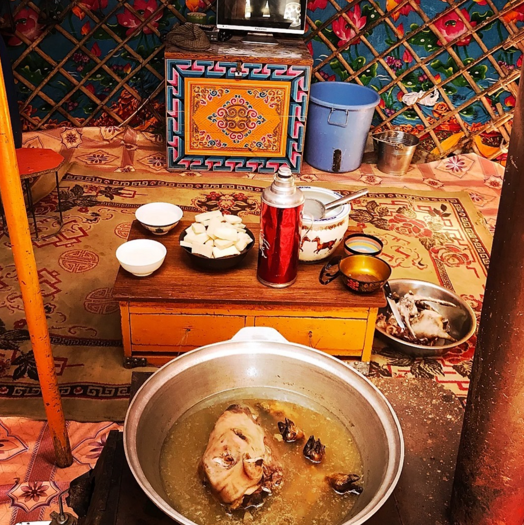 Mongolian Cuisine: A Taste of Heritage