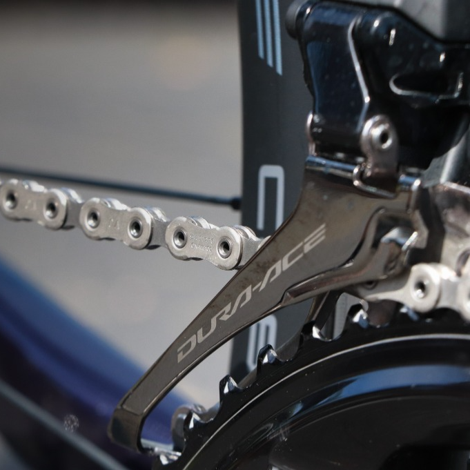 DURA-ACE: Fastest shifting in history 