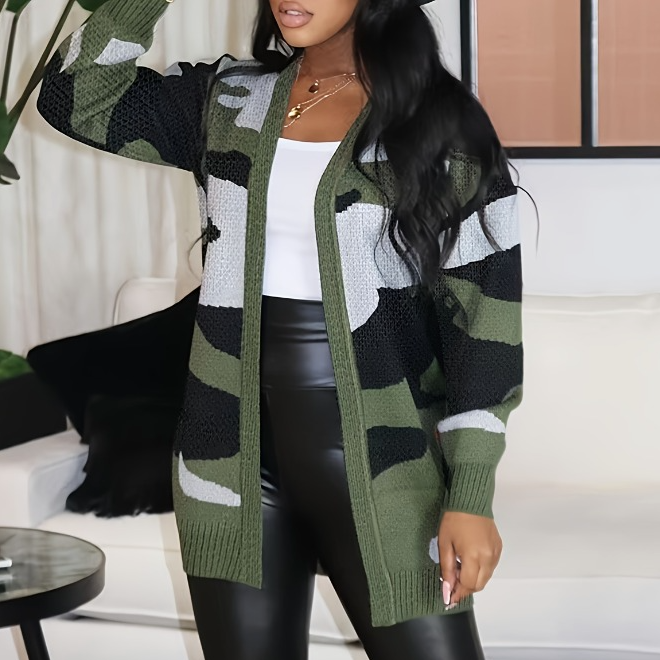 Camo Cardigan - Green in S to XL