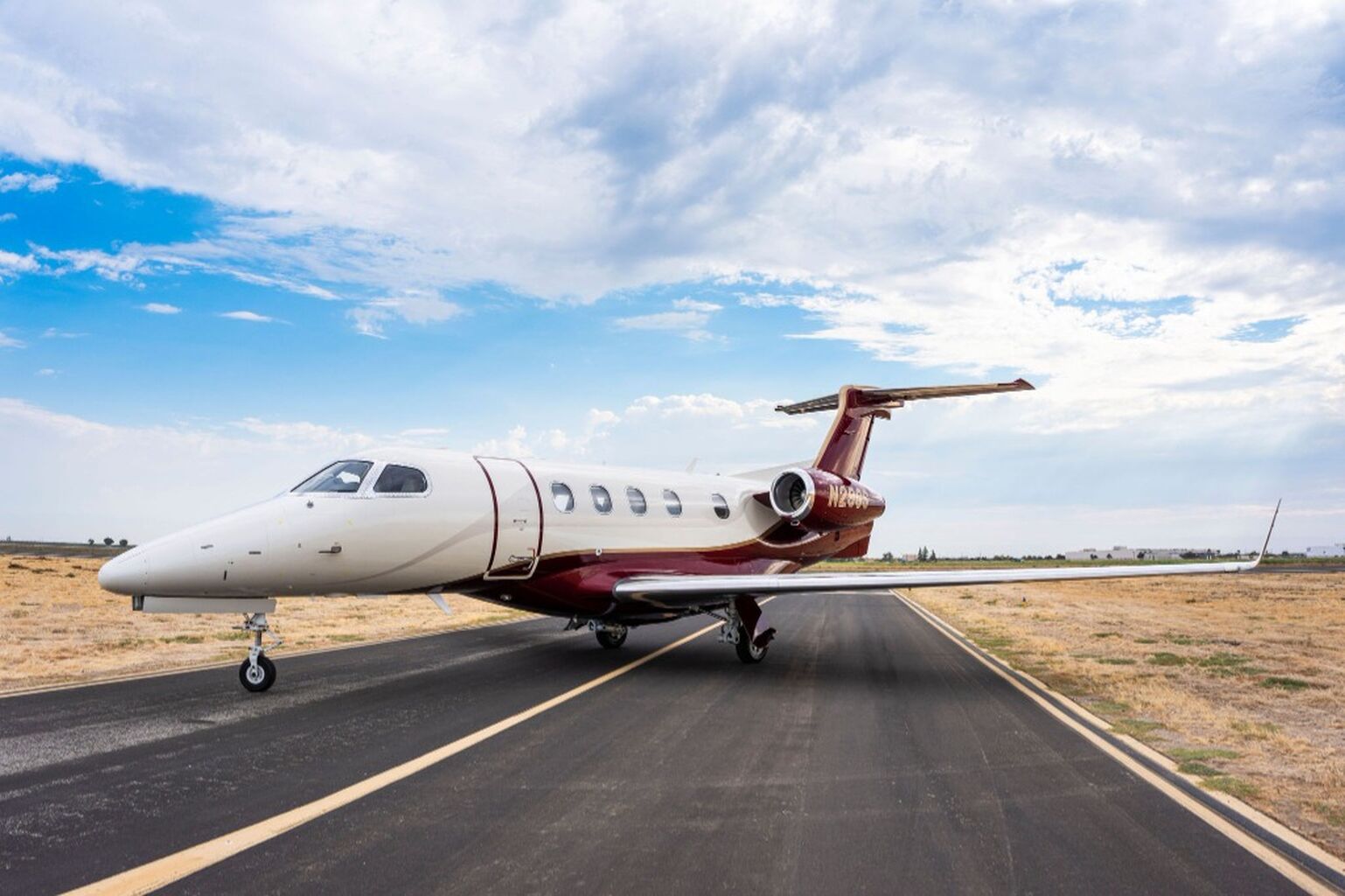 2014 Embraer Phenom 300
