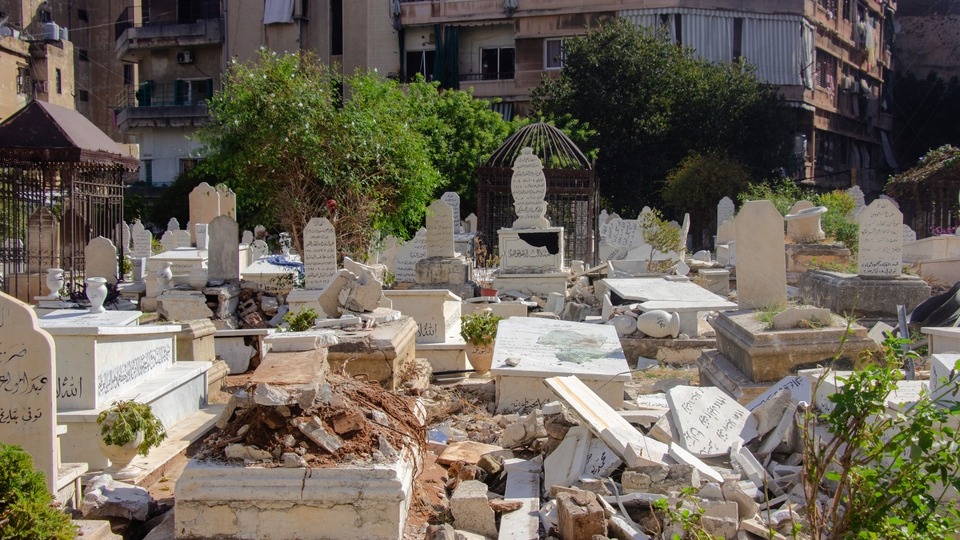 Can the Dead Rest? Israeli Strike on Bachoura Damages Beirut&rsquo;s Historic Cemetery