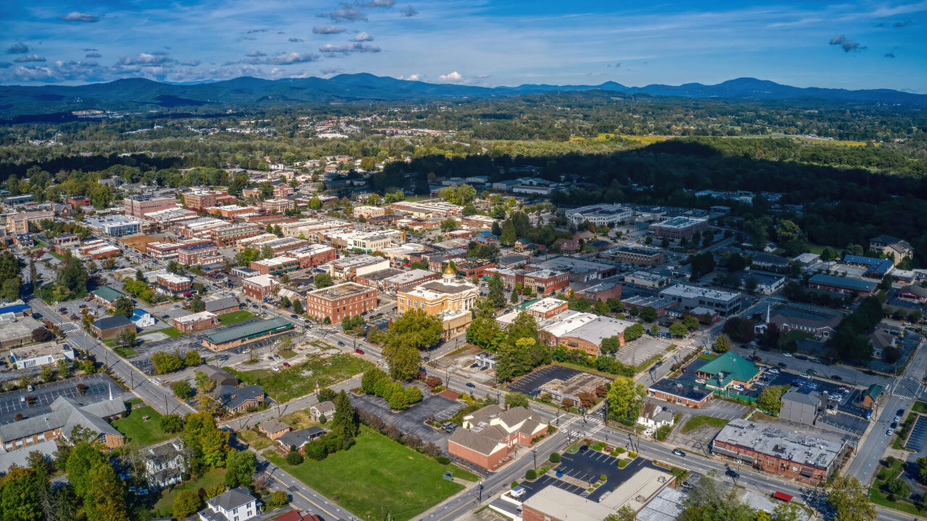 Hendersonville Now Open: Tips When Visiting