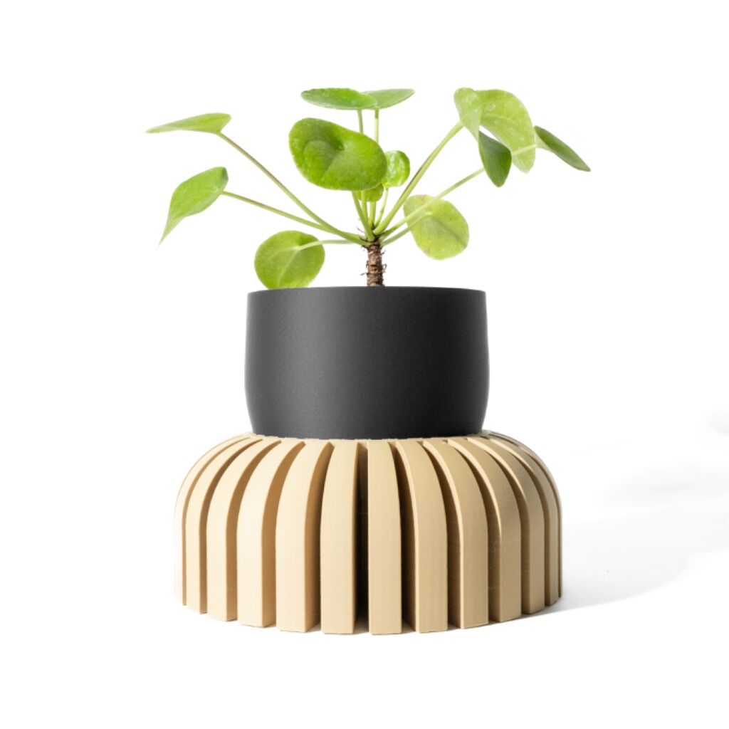 The Karis Planter