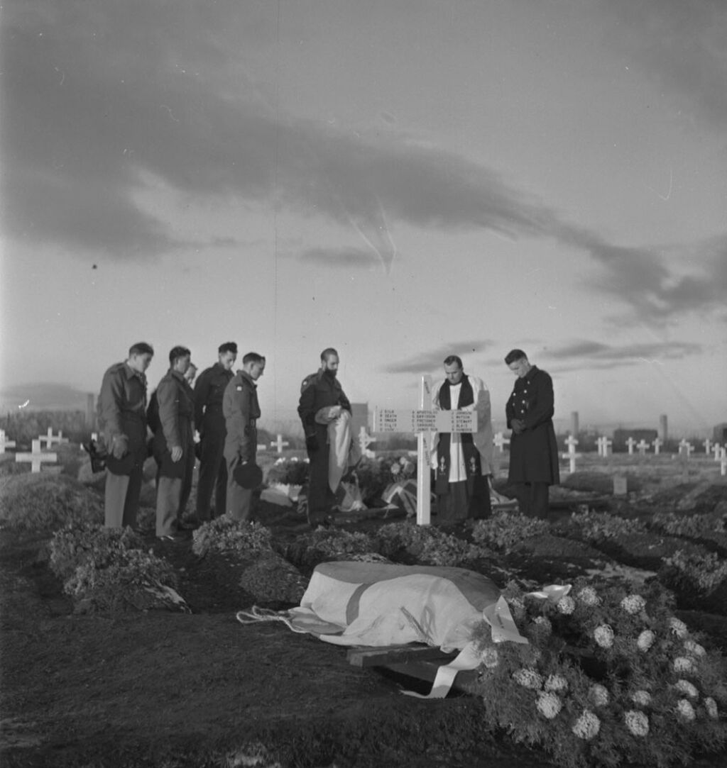 We Do Not Think of You as Dead: Remembering Canada&rsquo;s Fallen on Distant Fronts