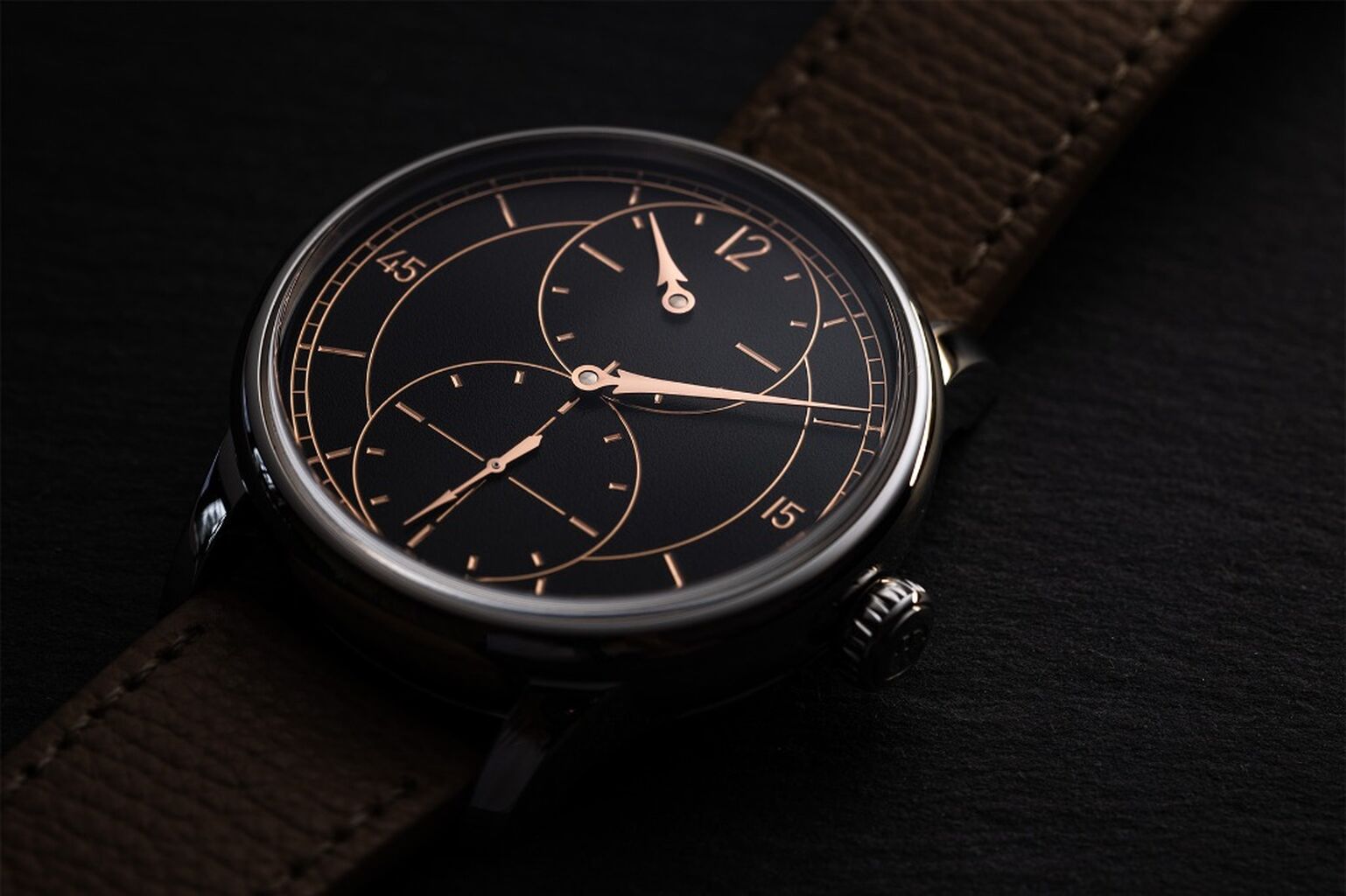 A New Classic from Louis Erard: the Le R&eacute;gulateur Grav&eacute; Noir
