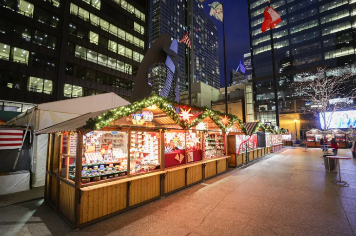 It's beginning to look a lot like Christmas: 2024 Chicago holiday events, light displays and more