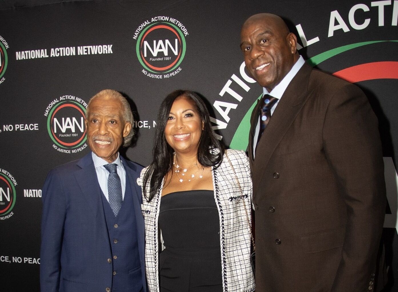 (PHOTOS) Magic Johnson, Cedric the Entertainer and More Celebrate Rev. Al Sharpton&rsquo;s 70th Birthday in LA
