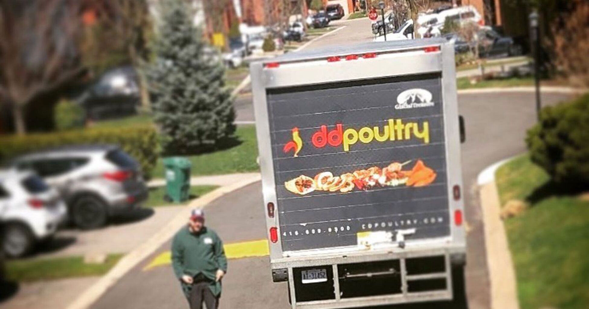 Chicken wholesaler is now doing contactless delivery to Toronto homes
