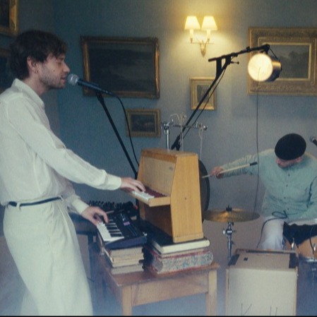 live session - escape this life 