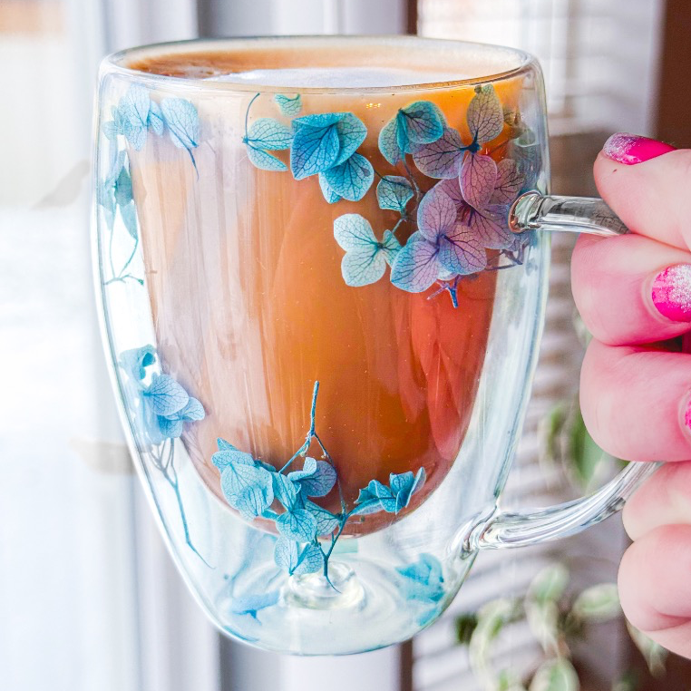 Blue flower mug