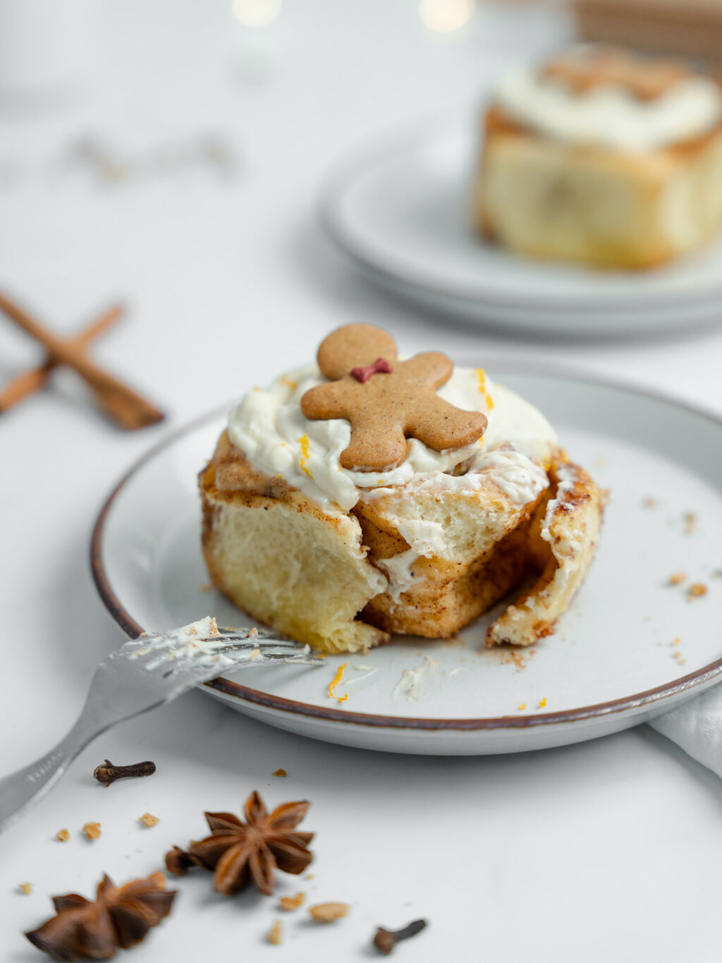 Gingerbread Cinnamon Rolls