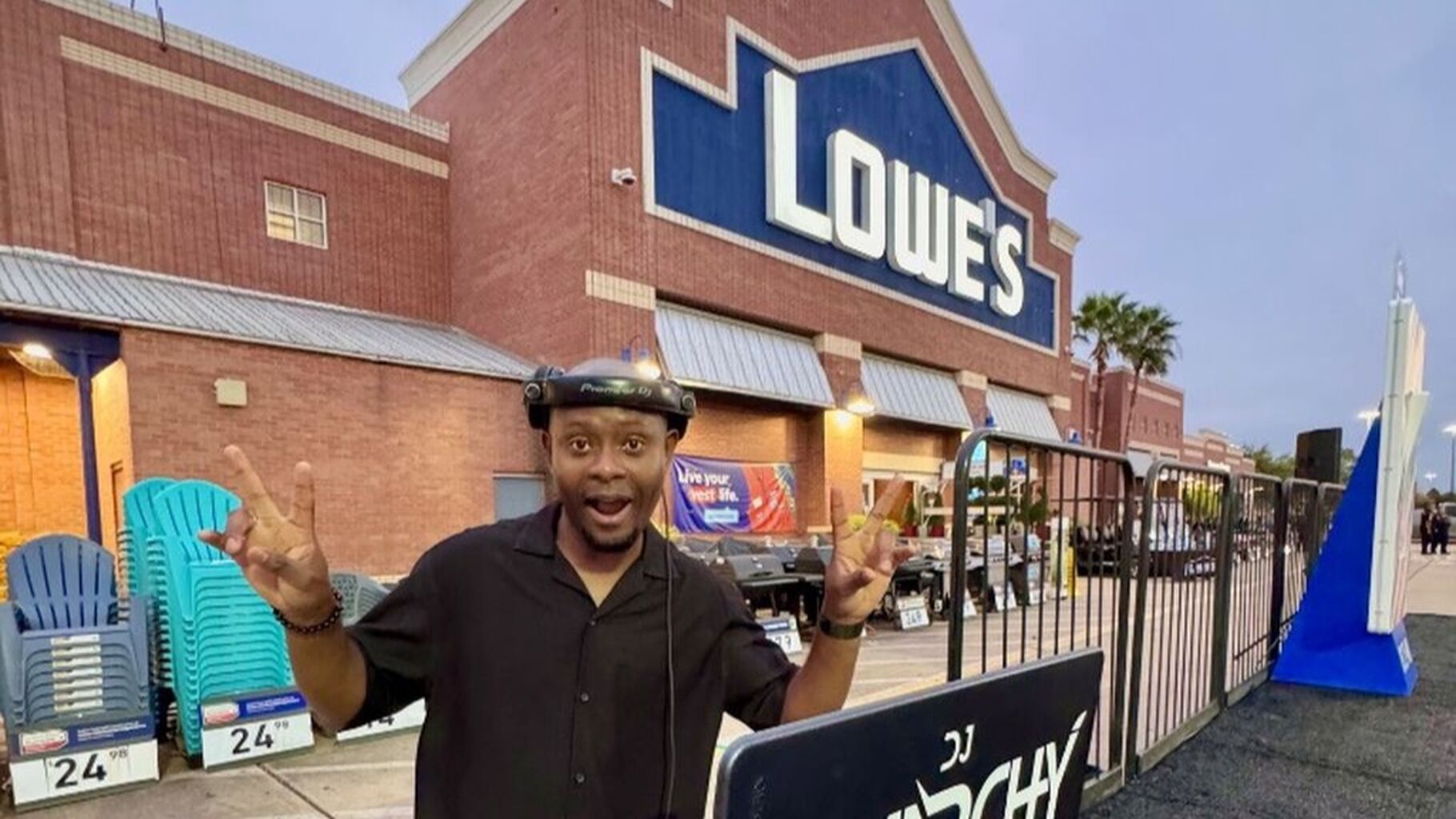 Lowe's "Winter Wonderland"