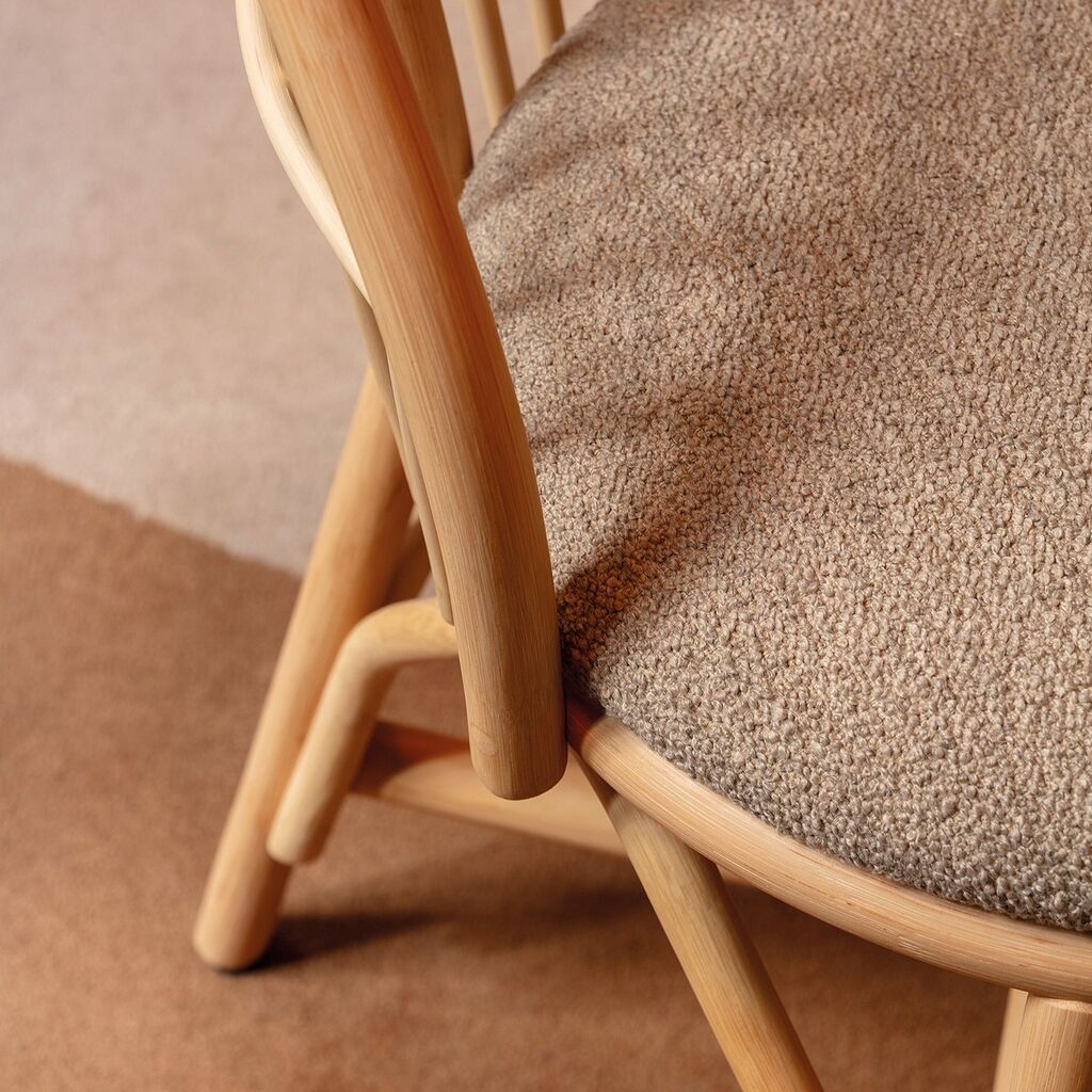 It definitely feels like winter! ❄️This is the Coqueta collection by Studio Expormim 💛