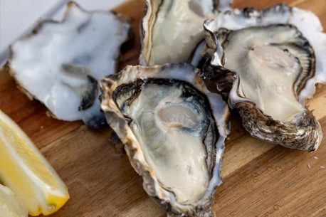 Soir&eacute;e hu&icirc;tres &agrave; 1 &euro; &agrave; Paris ? Chaque mercredi soir au restaurant Ext&eacute;rieur Quai !