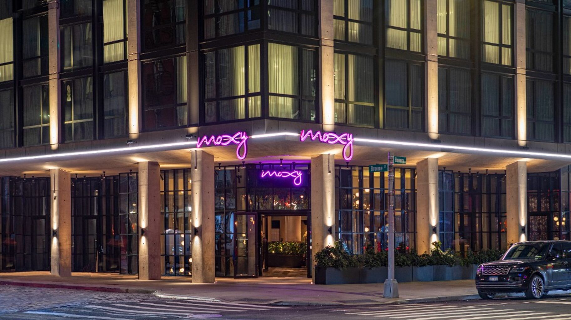 STAY #ATTHEMOXY